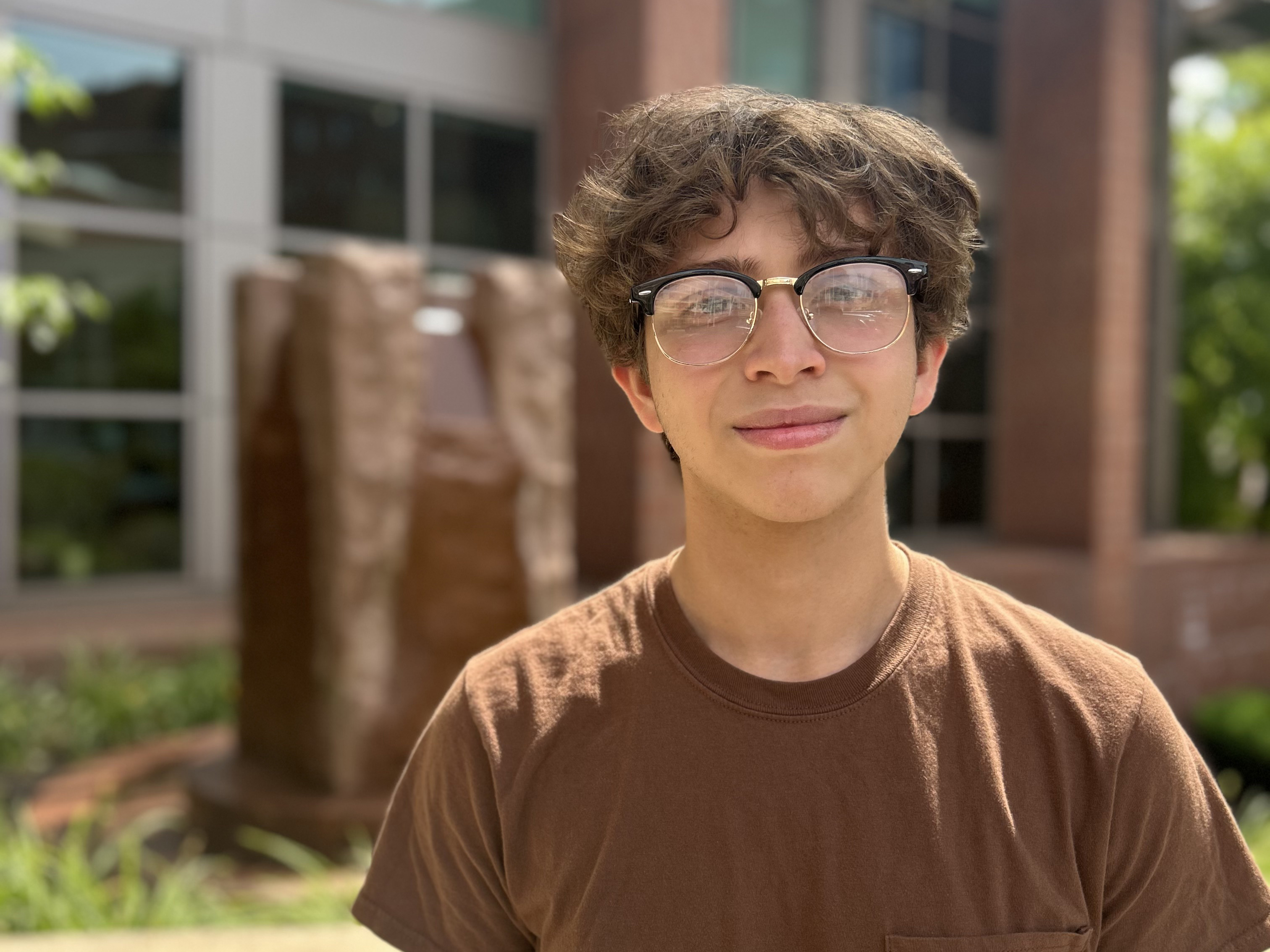 Headshot of RUYES Participant, Benjamin Esteves