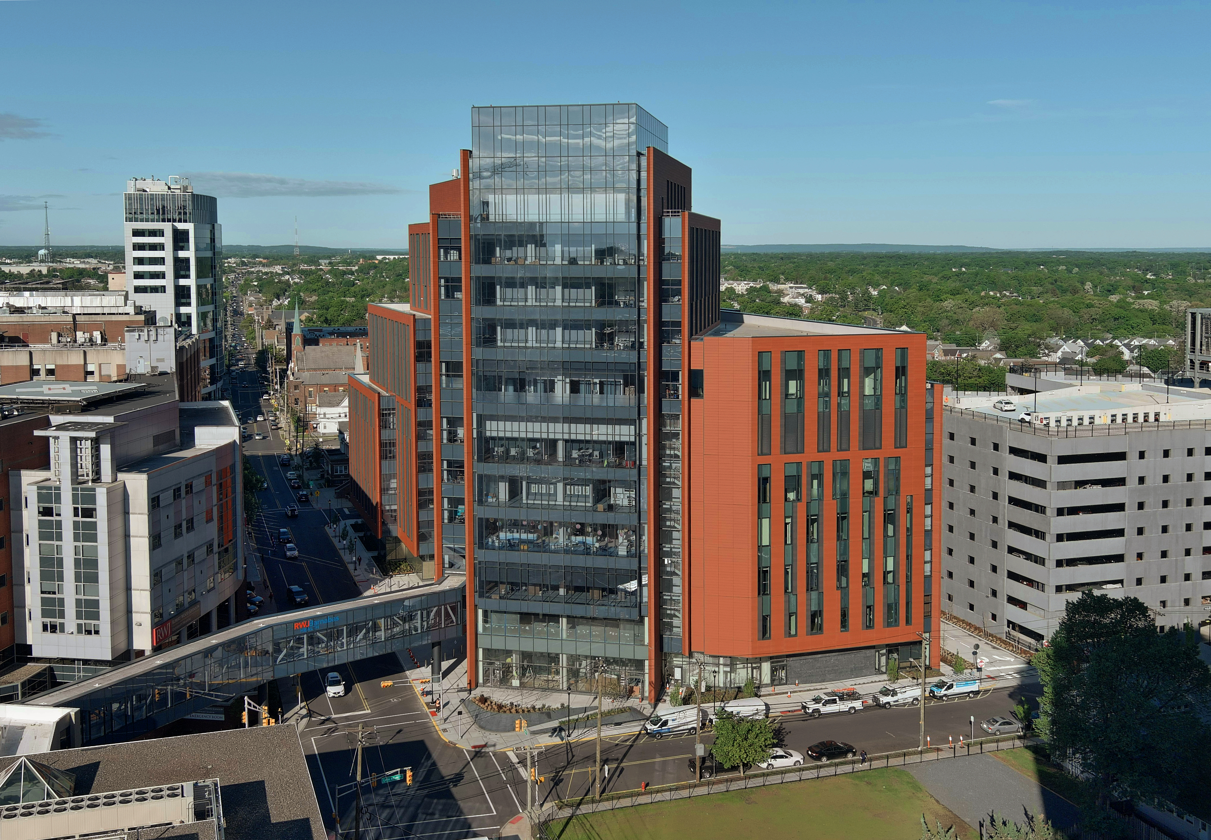 Exterior of the Jack & Sheryl Morris Cancer Center