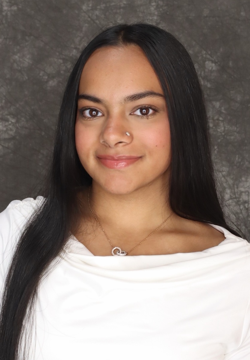 Suhani Agrawal headshot